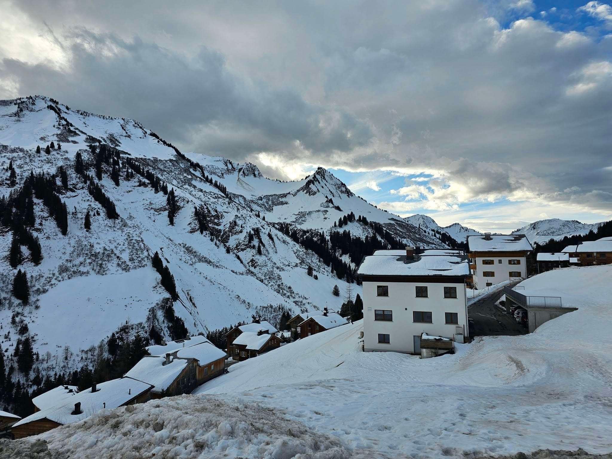 472107326_8159935660775425_7801330027580605909_n-3